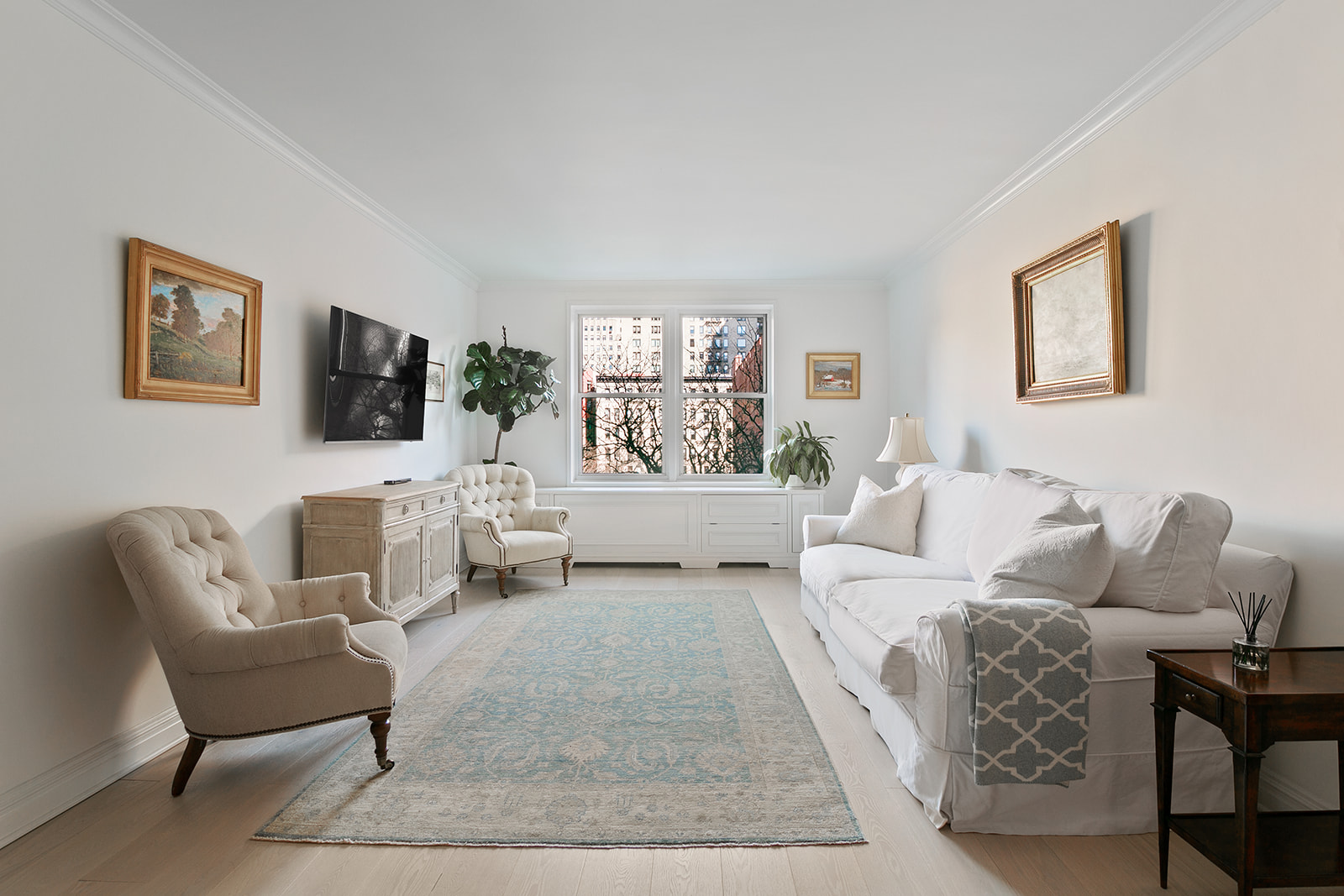 64 East 94th Street, Unit 4C Manhattan, NY 10128 - Photo 2 of 9