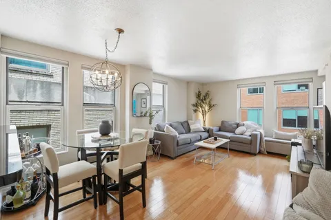 $425,000 | 915 E Street Northwest, Unit 1101, Washington, DC 20004