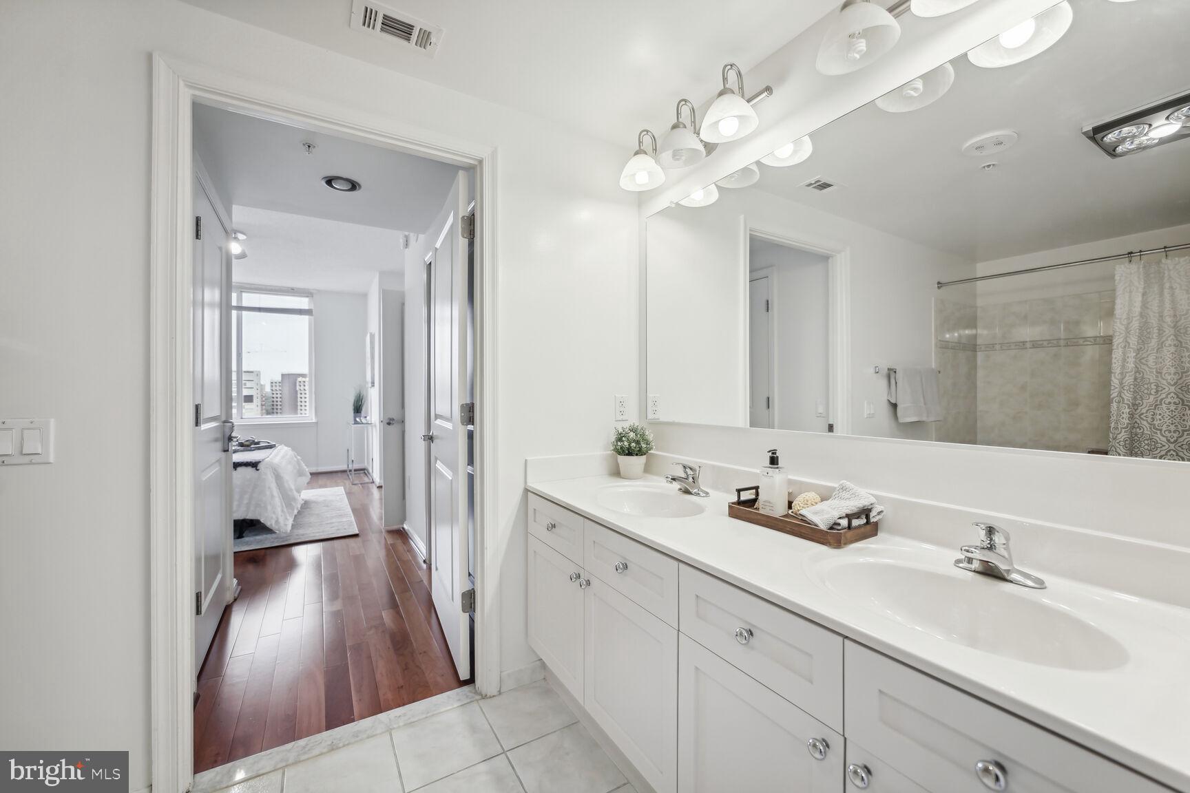 930 Wayne Avenue, Unit 1205 Silver Spring, MD 20910 - Photo 23 of 31