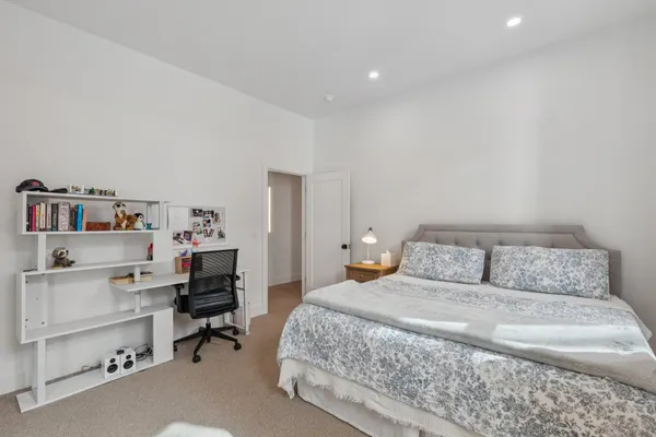 $3,750,000 | 207 South 24th Street, Philadelphia, PA 19103