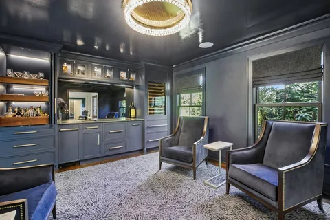 $2,300,000 | 210 Mendham Road, Bernardsville, NJ 07924