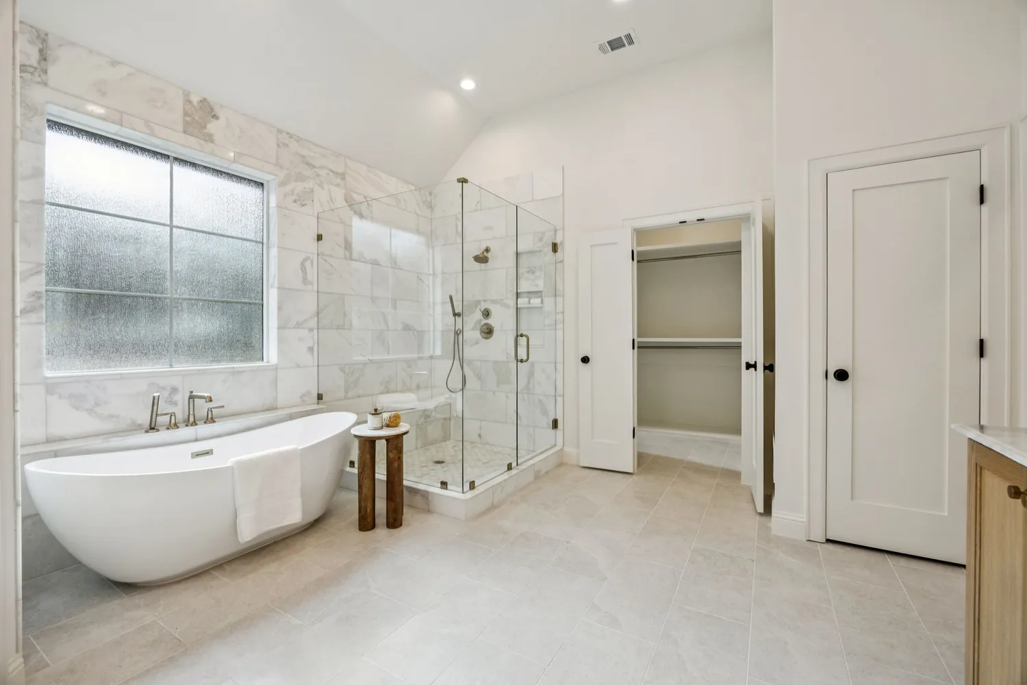 $1,295,000 | 104 Royal Oaks Drive, Double Oak, TX 75077