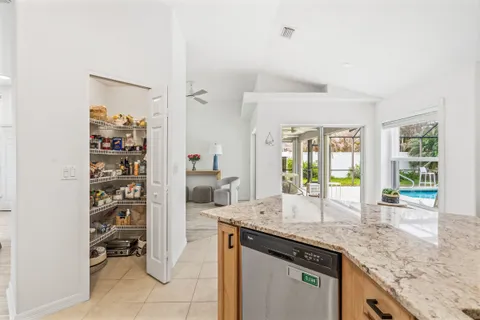 $475,000 | 4955 5th Place, Vero Beach, FL 32968