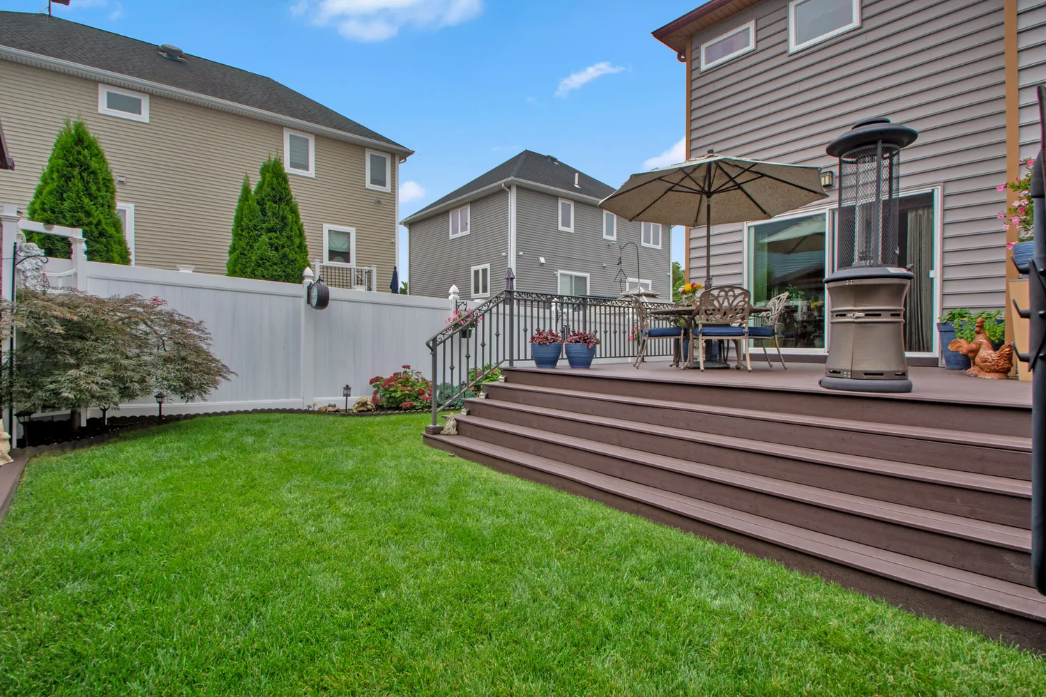 $1,495,000 | 909 Jewett Avenue | Westerleigh