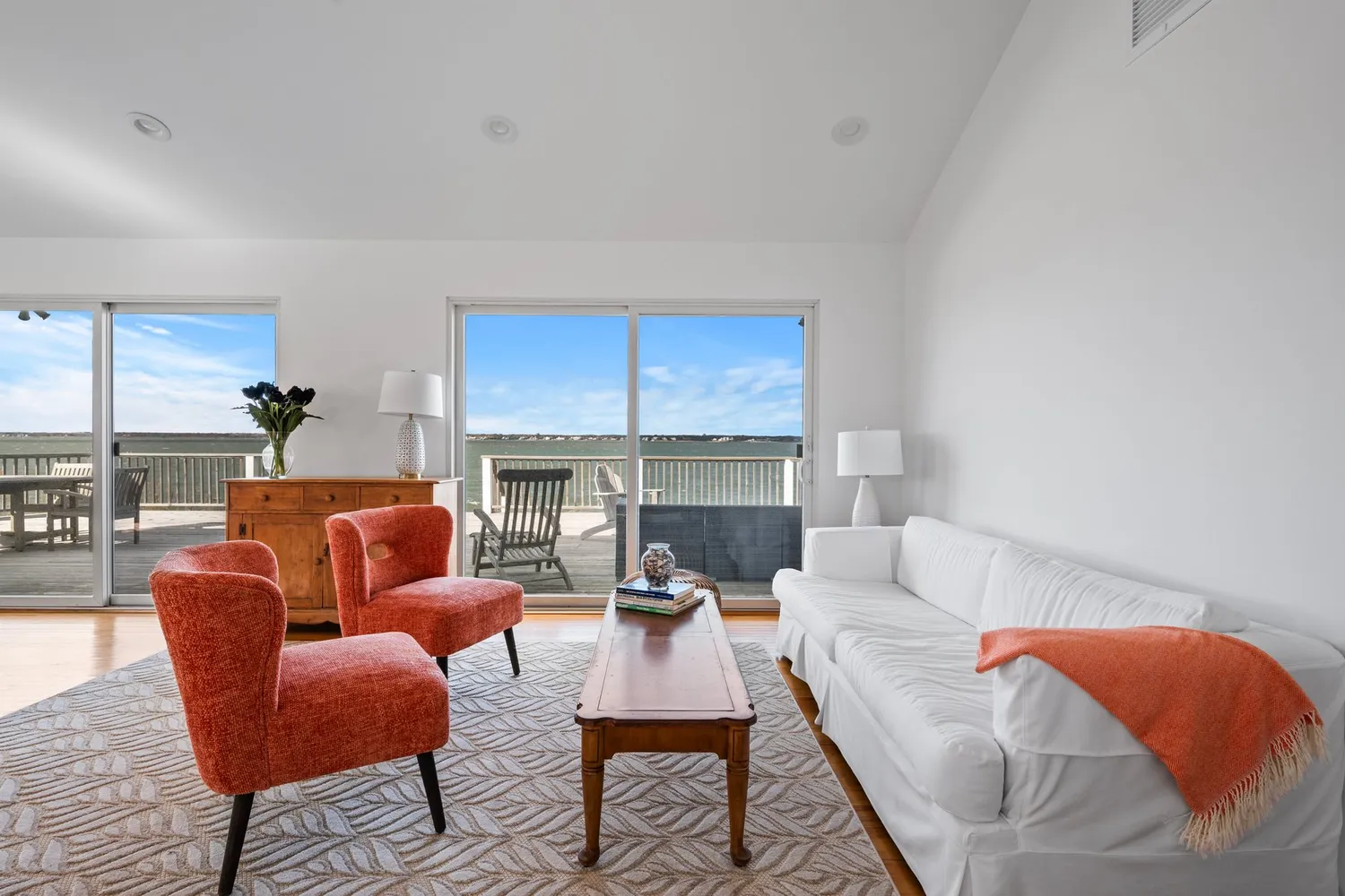 $3,950,000 | 654 A Dune Road, West Hampton Dunes, NY 11978