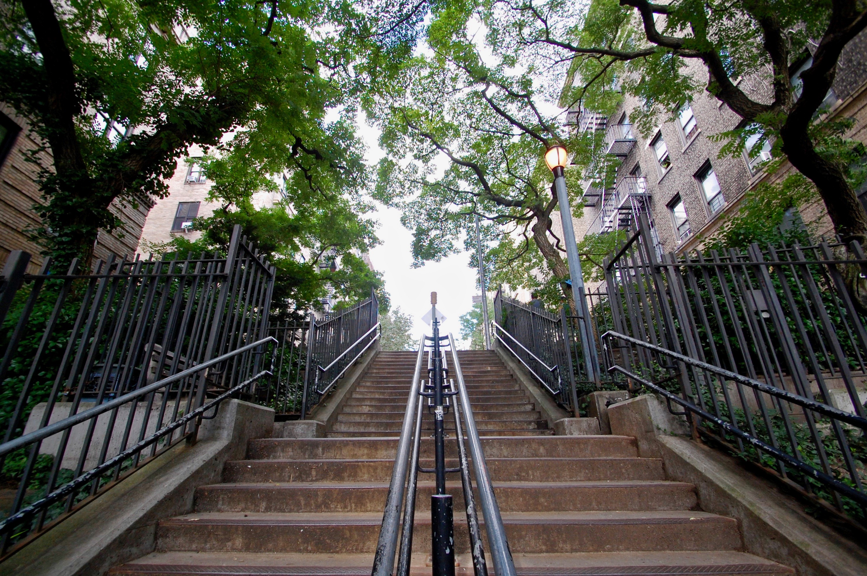 92 Pinehurst Avenue, Unit 1F Manhattan, NY 10033 - Photo 15 of 18