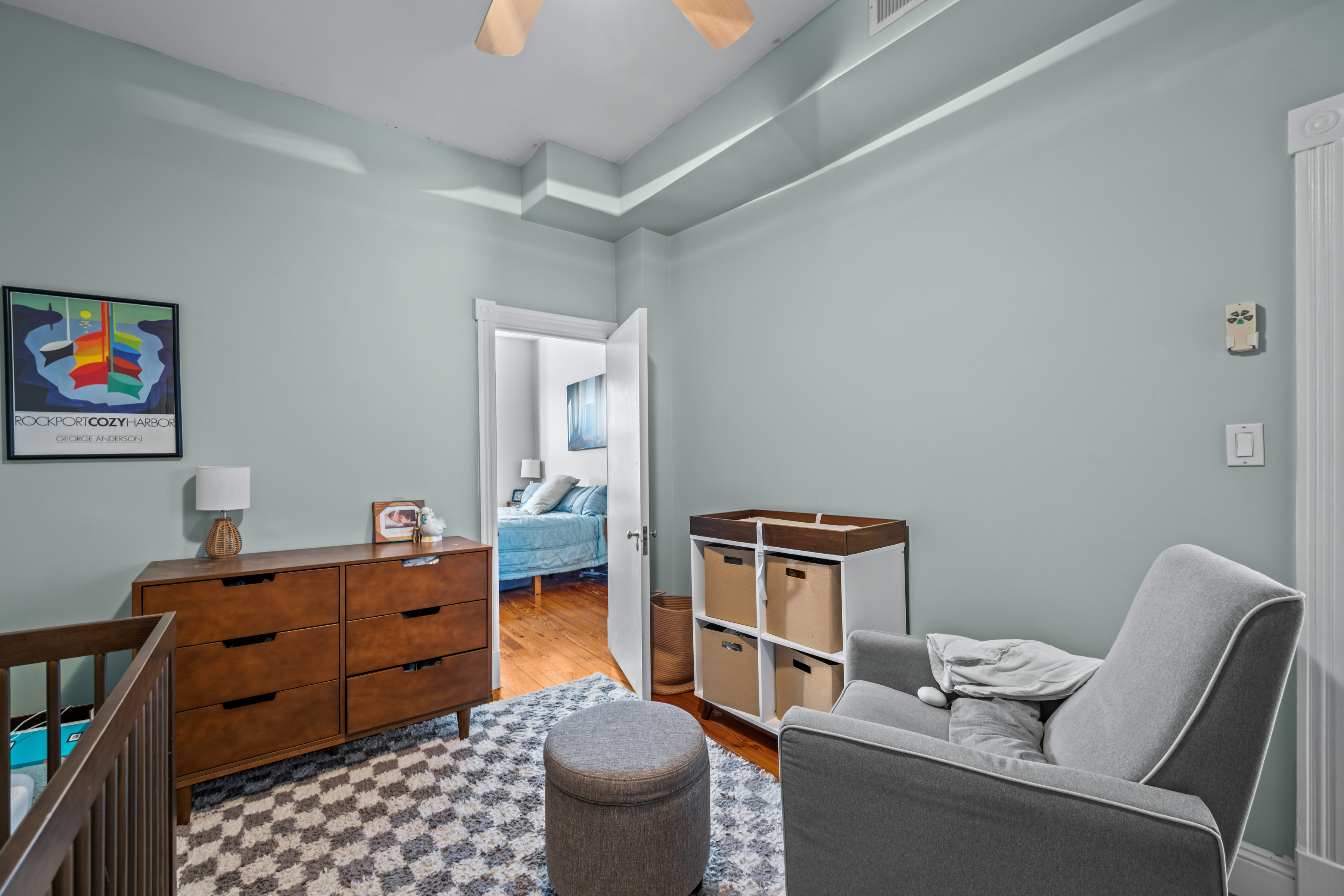 633 South Conkling Street Baltimore, MD 21224 - Photo 12 of 23 a room with furniture a rug and a window