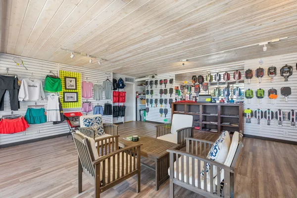 $265,000 | 73850 Fairway Drive, Unit 296, Palm Desert, CA 92260