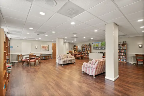 $297,000 | 4977 Battery Lane, Unit 1711, Bethesda, MD 20814