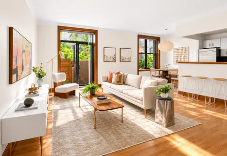 $875,000 | 375 Lincoln Place, Unit 1D | Prospect Heights