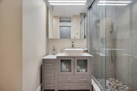 $839,000 | 240 East 30th Street, Unit 2D | Kips Bay