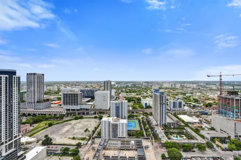 $725,000 | 851 Northeast 1st Avenue, Unit 3506, Miami, FL 33132