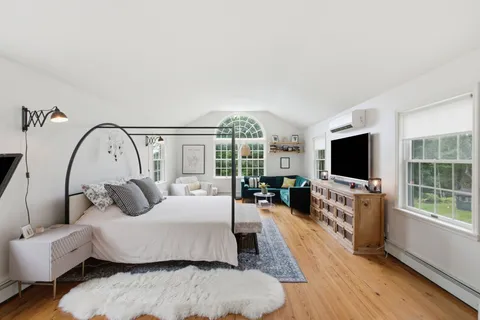 $1,250,000 | 20 Ridge Road, Unit Undisclosed, Tewksbury Township, NJ 08833