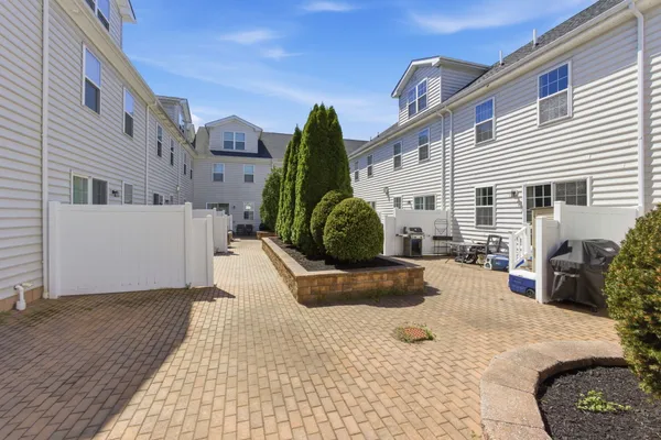$445,000 | 3951 Cephas Child Road, Unit 11, Doylestown, PA 18902