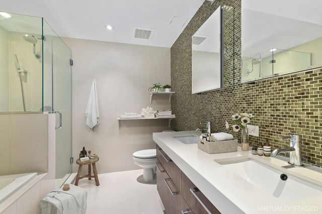 $860,000 | 301 West 115th Street, Unit 6H | Harlem