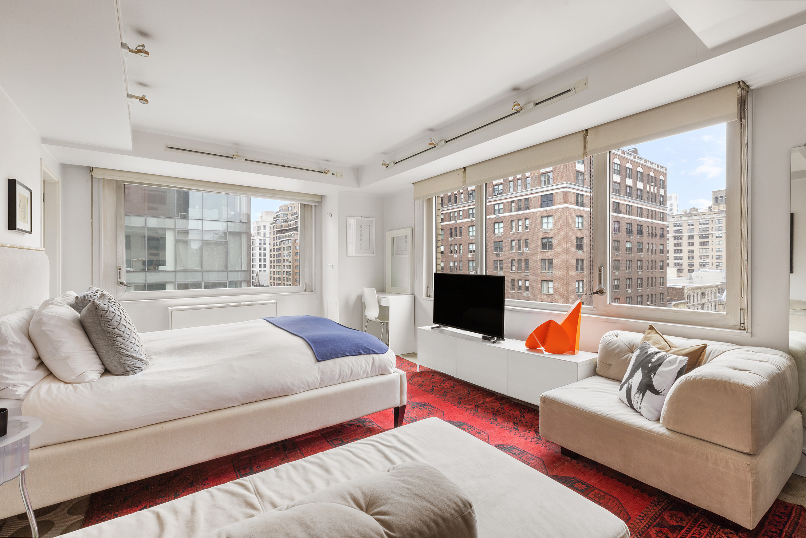 1065 Park Avenue, Unit 10AB Manhattan, NY 10128 - Photo 5 of 11