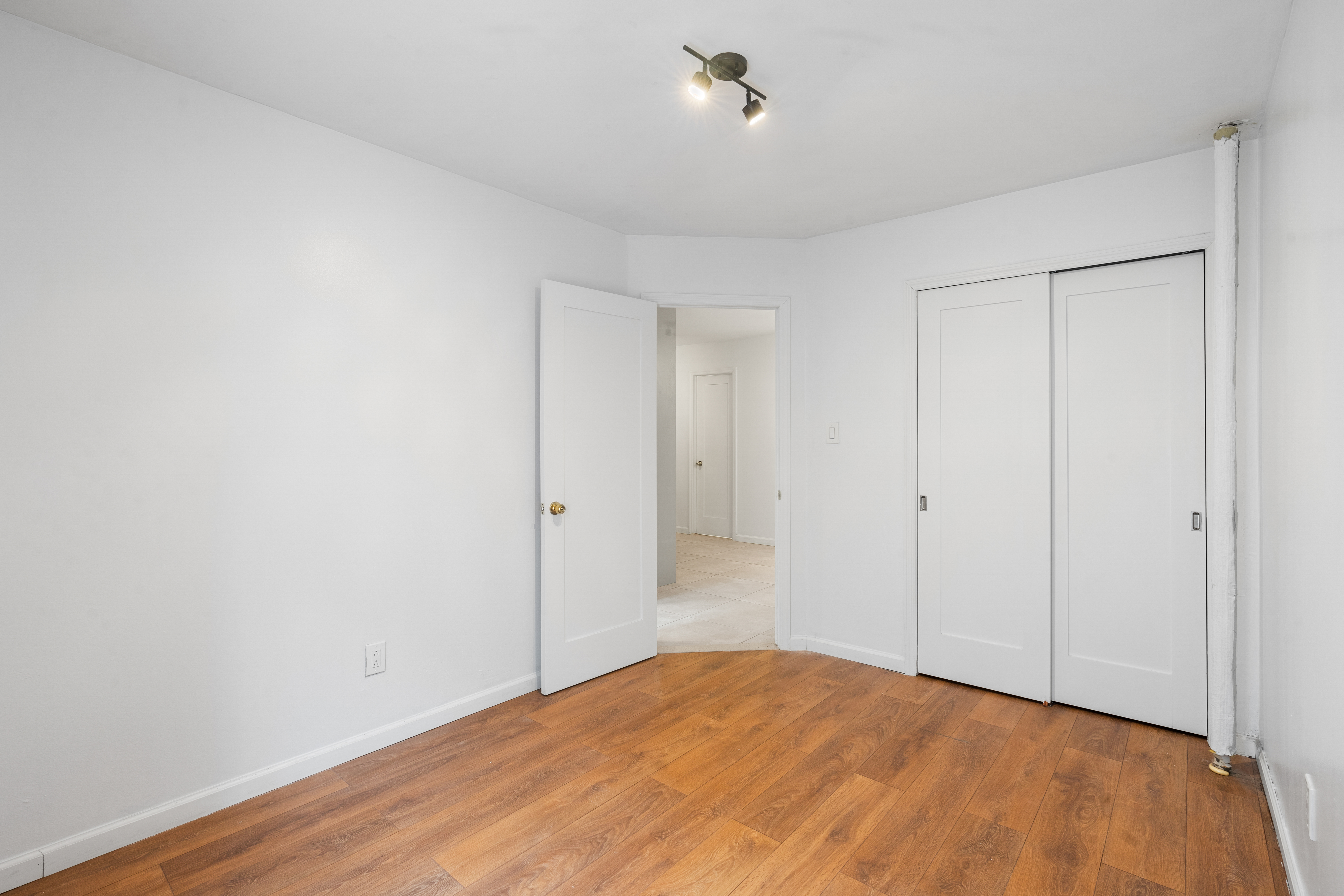 723 11th Avenue, Unit 3B Manhattan, NY 10019 - Photo 7 of 16