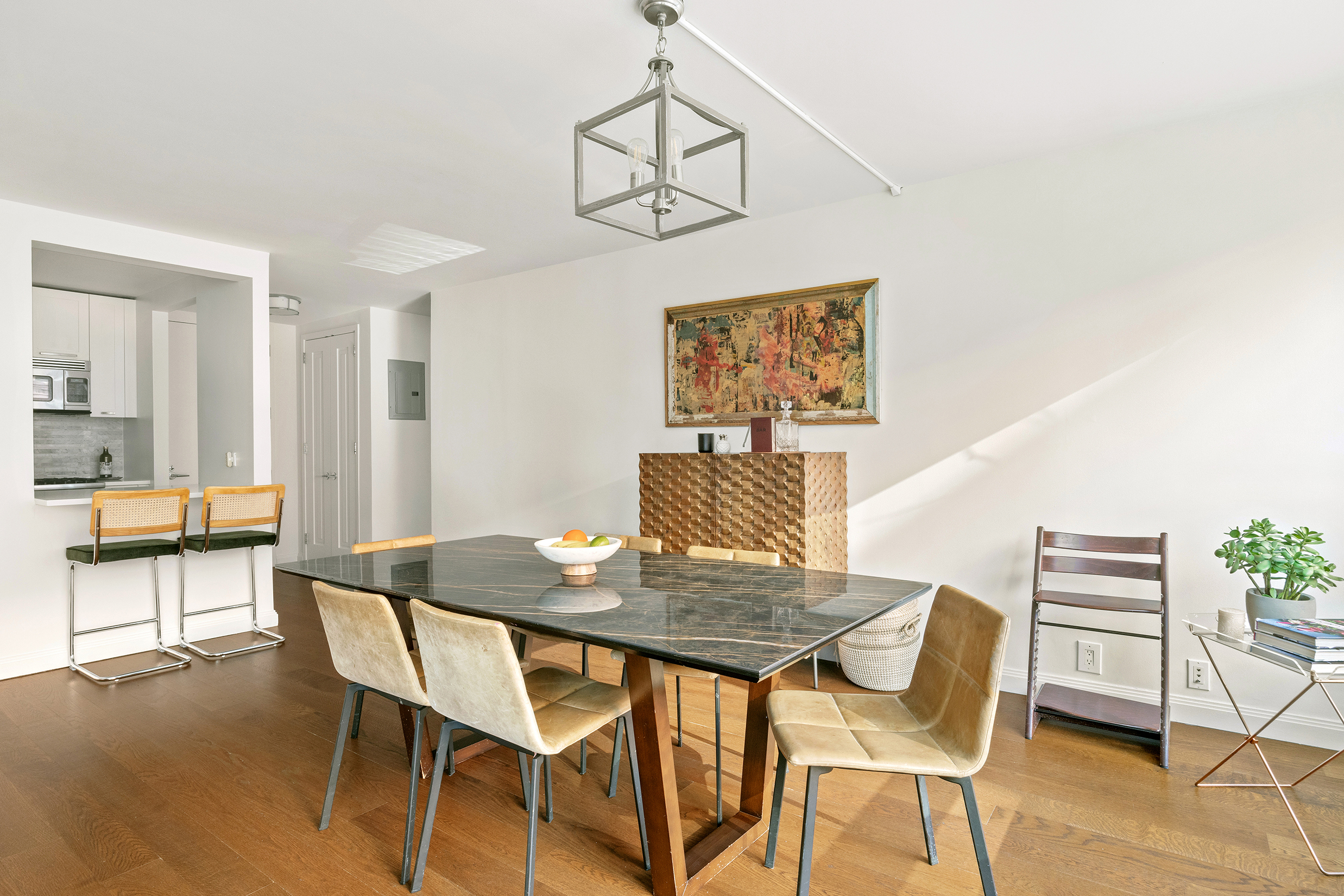 200 East 94th Street, Unit 222 Manhattan, NY 10128 - Photo 4 of 22