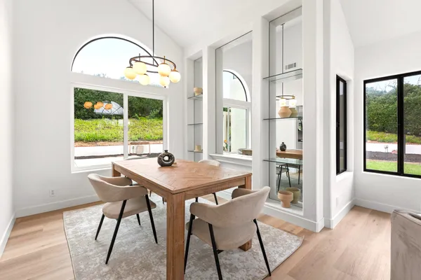 $949,000 | 1402 Broken Arrow Lane, Fallbrook, CA 92028