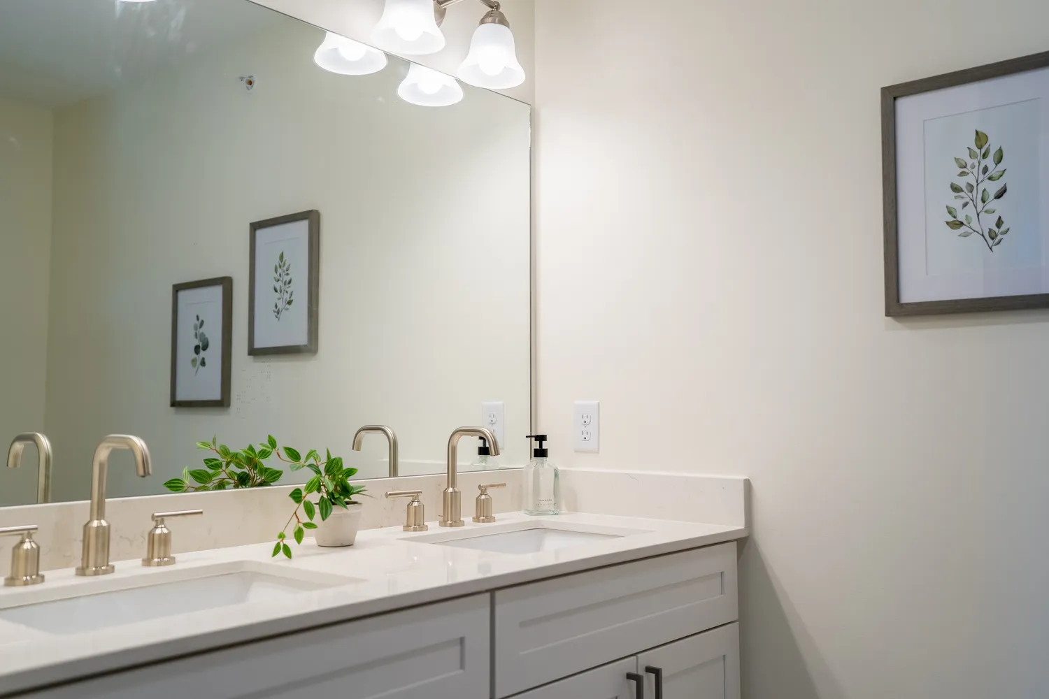 $429,000 | 13 Suffolk Road, Unit 8, Concord, NH 03303