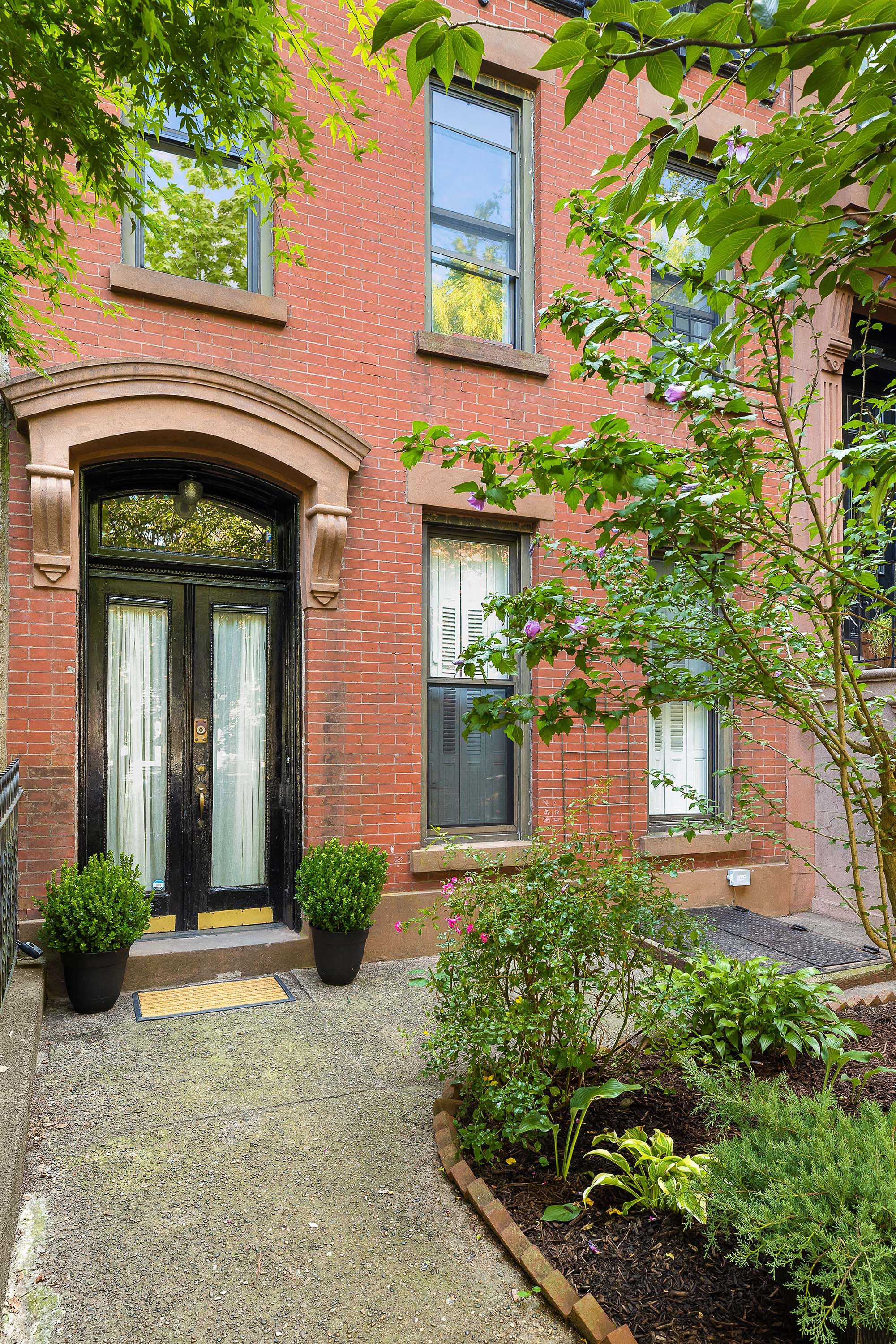 428 11th Street Brooklyn, NY 11215 - Photo 2 of 21