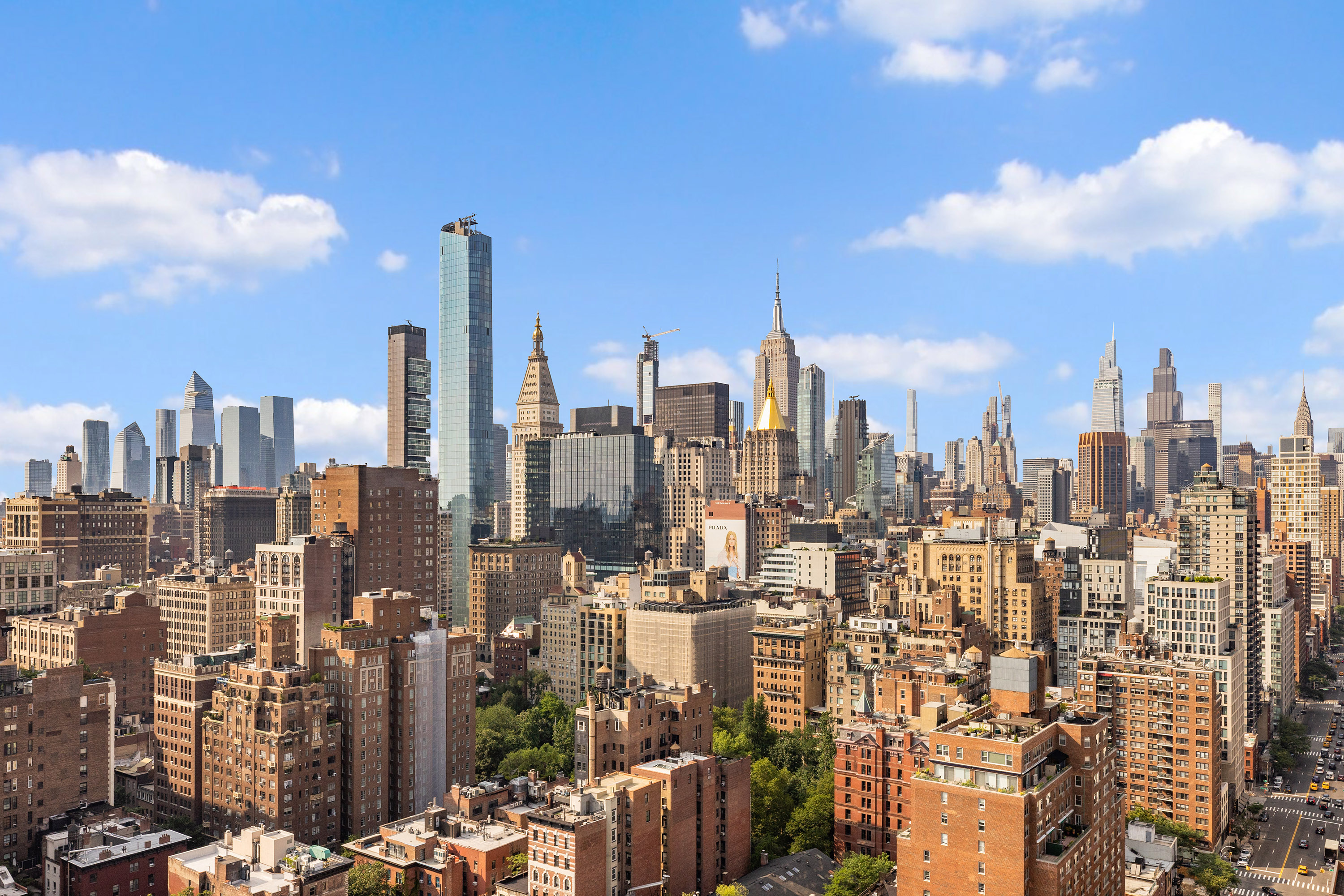 201 East 17th Street, Unit 31E Manhattan, NY 10003 - Photo 6 of 15 a city view with lot of high rise buildings