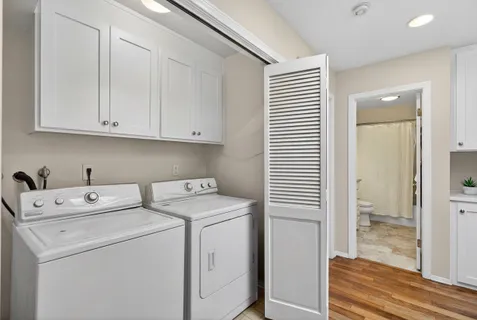 $1,975,000 | 928 11th Street, Unit 2, Santa Monica, CA 90403