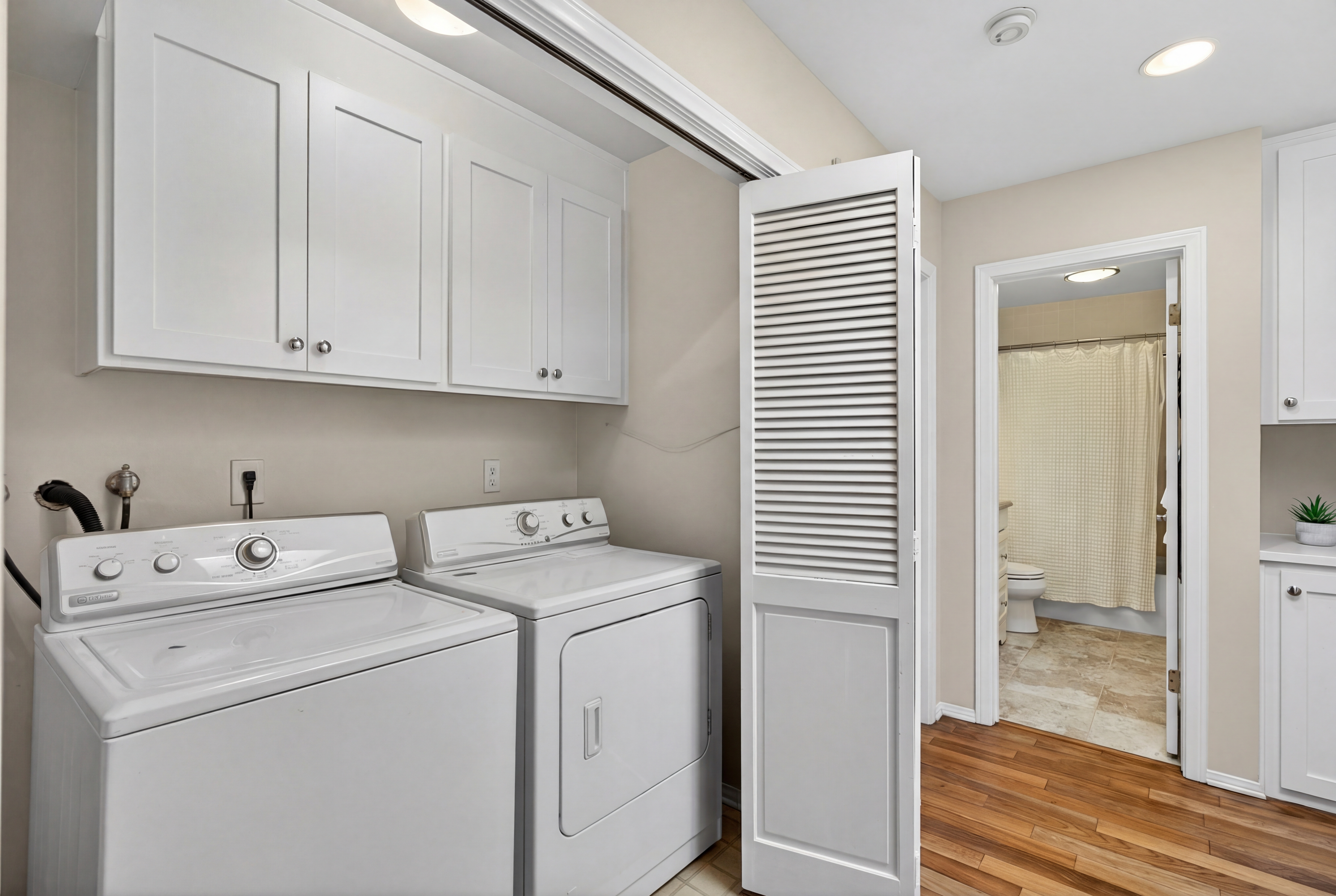 928 11th Street, Unit 2 Santa Monica, CA 90403 - Photo 35 of 46