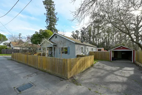 $1,175,000 | 2103 Bodega Avenue, Petaluma, CA 94952