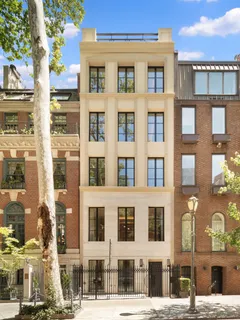 $18,500,000 | 165 East 64th Street | Lenox Hill