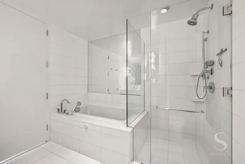 $1,200,000 | 4 West 21st Street, Unit 14A | Flatiron