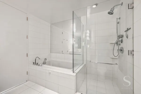 $1,200,000 | 4 West 21st Street, Unit 14A | Flatiron