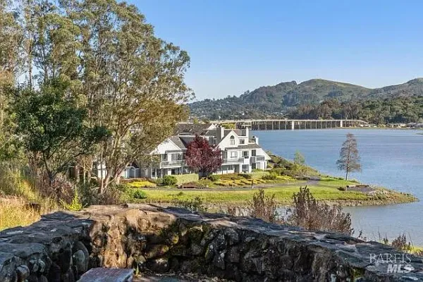 $1,188,000 | 118 Eucalyptus Knoll Street, Mill Valley, CA 94941