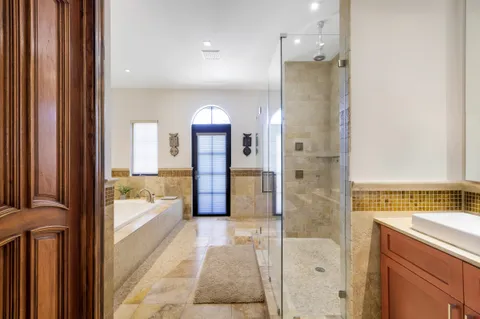$8,200,000 | 6864 Southwest 68th Street, South Miami, FL 33143