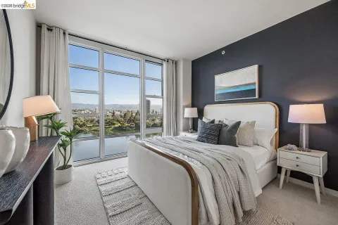 $798,000 | 1 Lakeside Drive, Unit 911, Oakland, CA 94612