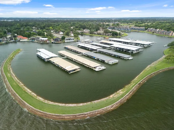 $449,000 | 3930 Knollcrest Drive, Montgomery, TX 77356