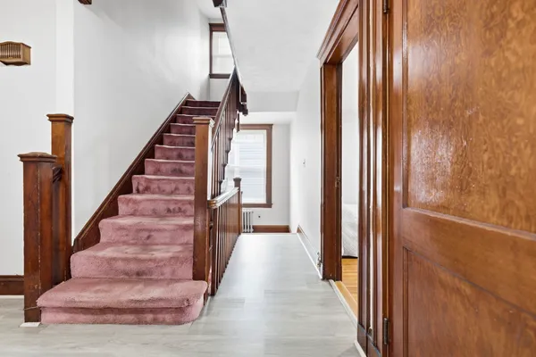 Contact Agent | 55 Winthrop Street, Everett, MA 02149