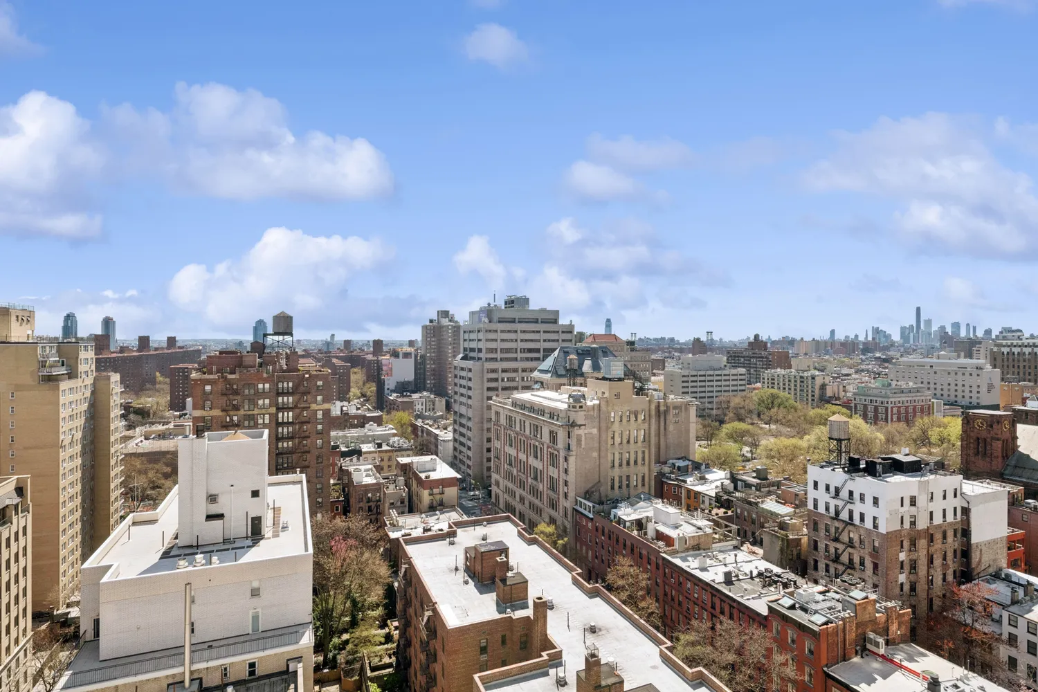 $695,000 | 205 3rd Avenue, Unit 12P | Gramercy