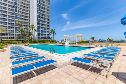 $395,000 | 7601 East Treasure Drive, Unit 2001, North Bay Village, FL 33141