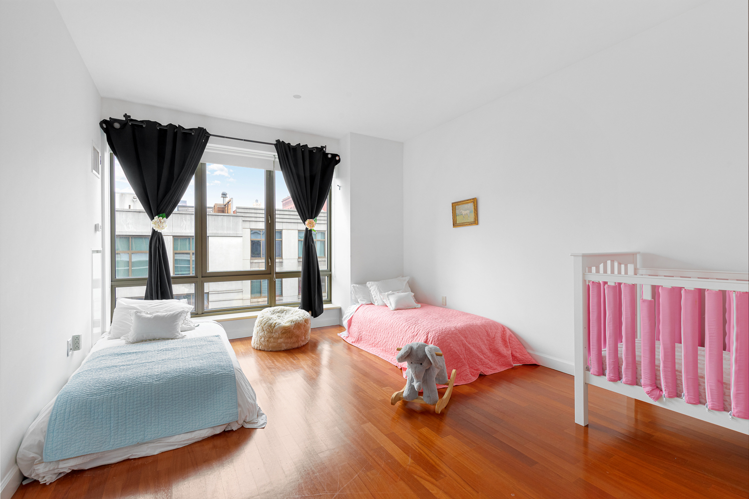 1 Morton Square, Unit 7BE Manhattan, NY 10014 - Photo 7 of 17