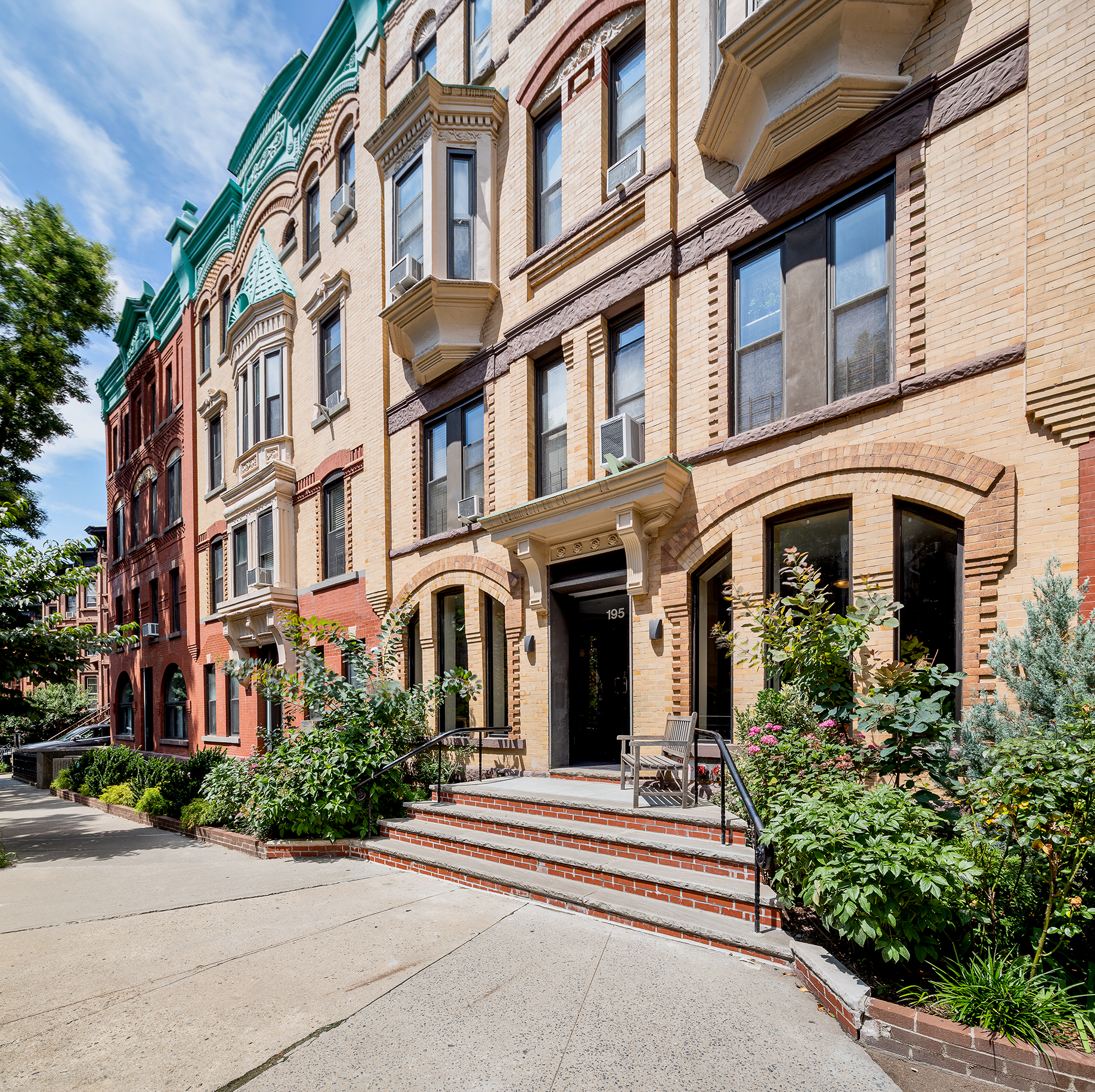 195 Garfield Place, Unit 2G Brooklyn, NY 11215 - Photo 9 of 11