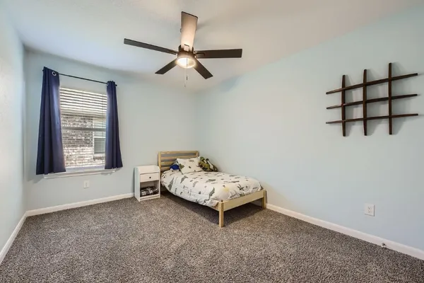 $2,100 | 706 Spur Ridge, Princeton, TX 75407