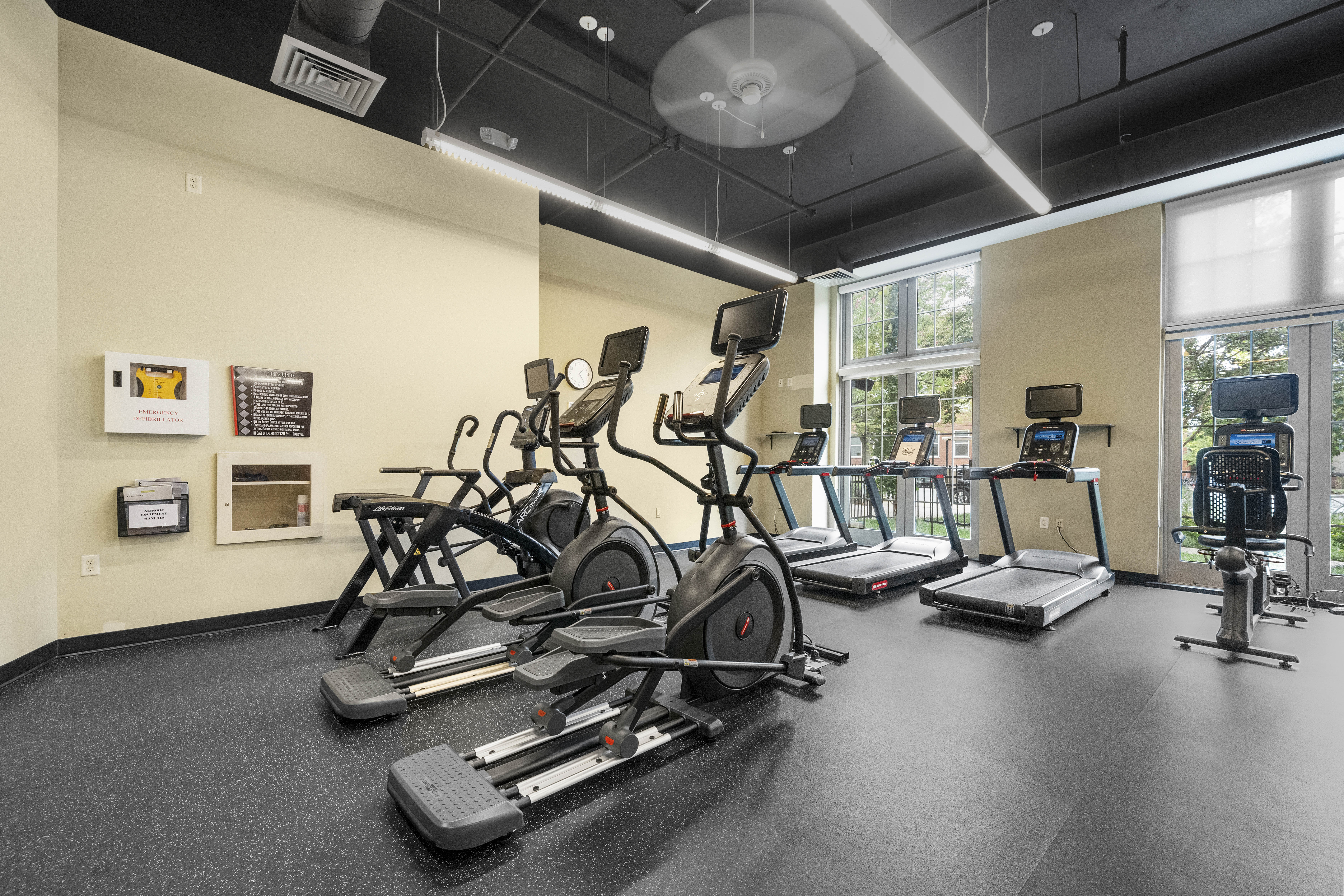 1391 Pennsylvania Ave. Southeast, Unit 264 Washington, DC 20003 - Photo 32 of 46