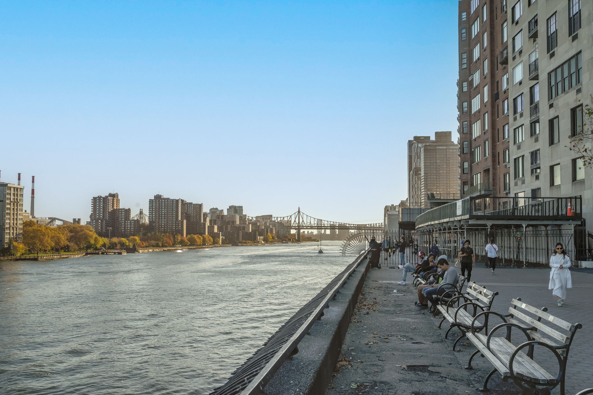 450 East 83rd Street, Unit 5F Manhattan, NY 10028 - Photo 9 of 11 a view of a water with tall building