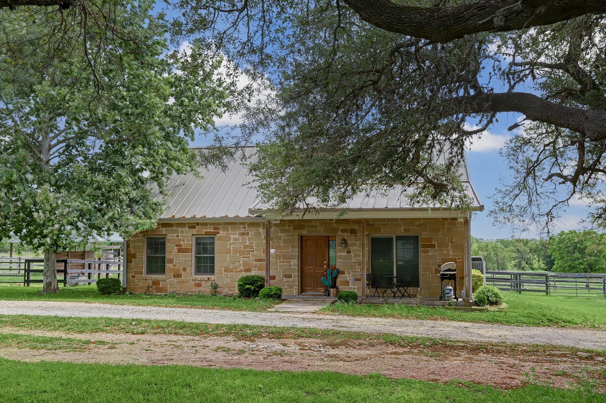 5255 Ganske Road Burton, TX 77835 - Photo 5 of 5