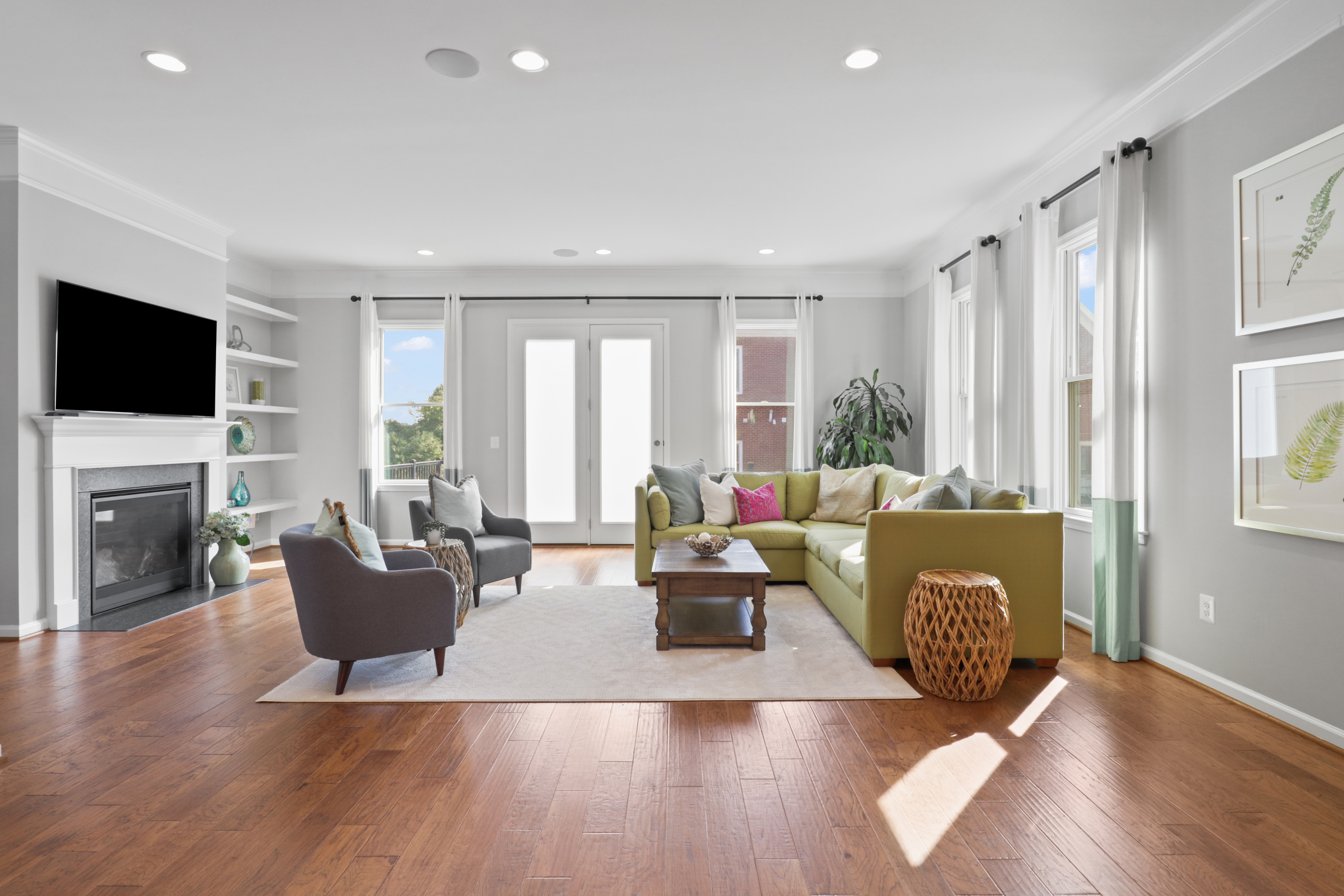 9101 Power House Road Lorton, VA 22079 - Photo 22 of 75 a living room with fireplace furniture and a flat screen tv