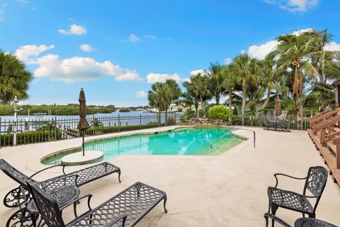 $14,900,000 | 3695 Gordon Drive, Naples, FL 34102