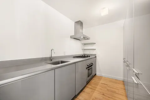 $970,000 | 420 West 25th Street, Unit 2K | Chelsea