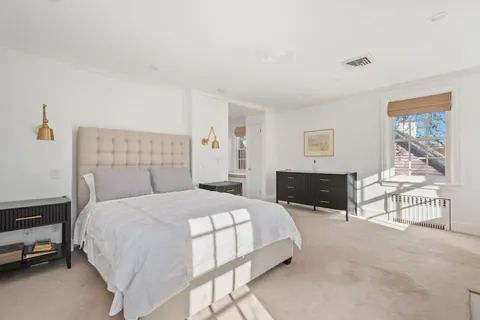 $2,195,000 | 82 Freeman Parkway, Providence, RI 02906