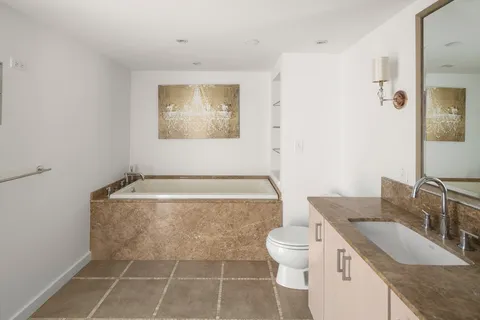 $1,998,000 | 8-12 Museum Way, Unit 2003, Cambridge, MA 02141